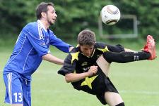 Photo d'archive Pascal Muller: L'UEFA (bleu) joue mercredi contre le Graap et GDJ (noir) joue jeudi contre Lausanne-Centre