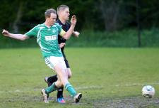 Photo Pascal Muller: Action lors du match entre le Bar des Boucaniers et Béthusy