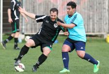 Photo Pascal Muller: Calcio Napoli Fans (a droite) s'est qualifié pour le premier tour en battant Phénix sur le score de 4-2.
